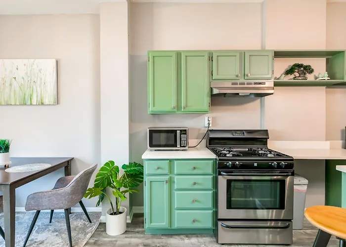 Logan Sq 4br - Free Parking - Near Nightlife & Dt Apartamento Chicago