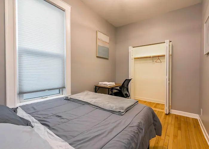 Logan Sq 4br - Free Parking - Near Nightlife & Dt *