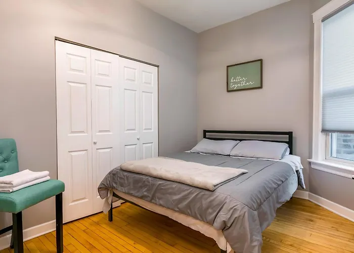 Logan Sq 4br - Free Parking - Near Nightlife & Dt Apartamento *