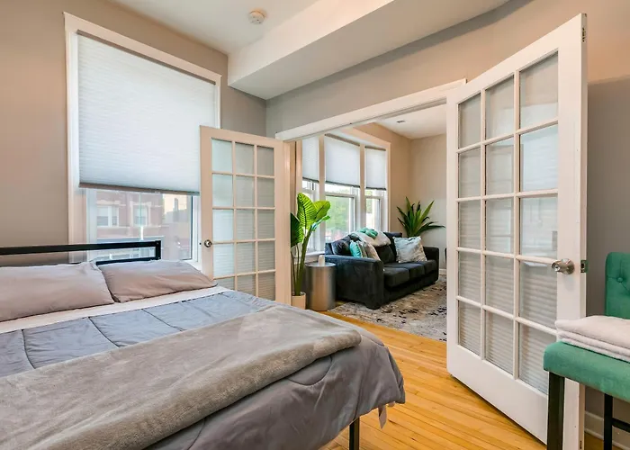Apartamento Logan Sq 4br - Free Parking - Near Nightlife & Dt Chicago